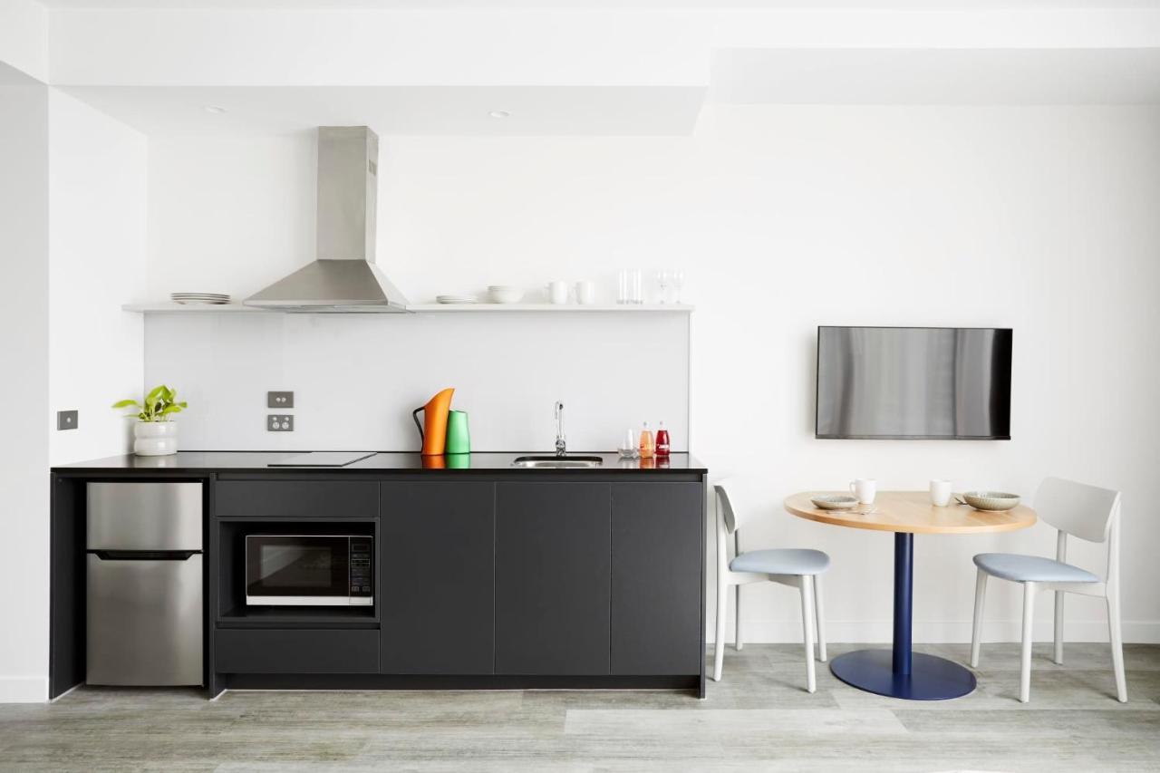 Studio Apartments At Aurora Near Melbourne Port エクステリア 写真